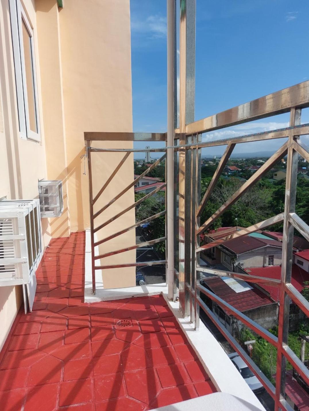 Dazzling Dash Apartelle Naga  Exterior photo